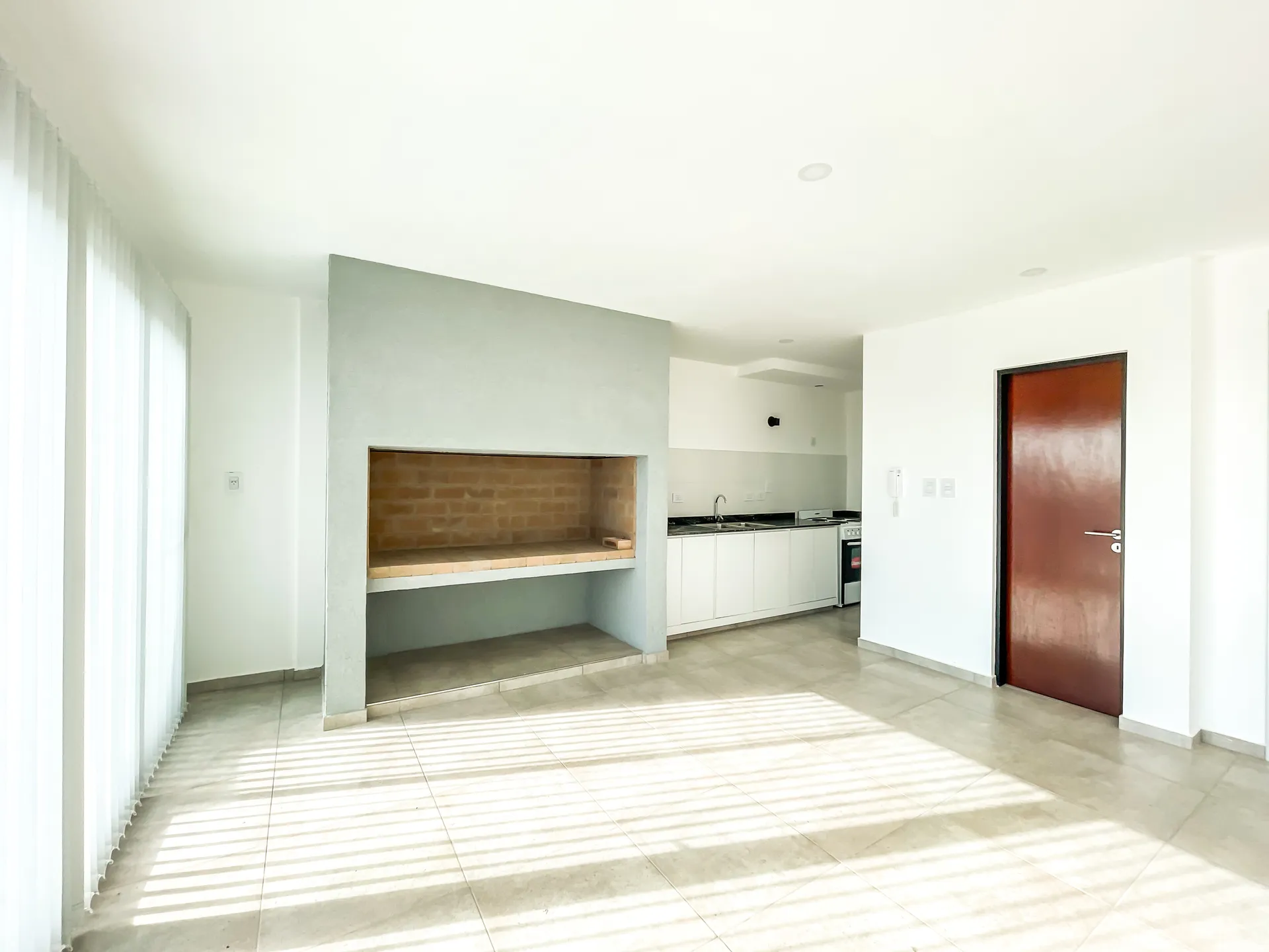 54 e/ 23 y 24 — galería
