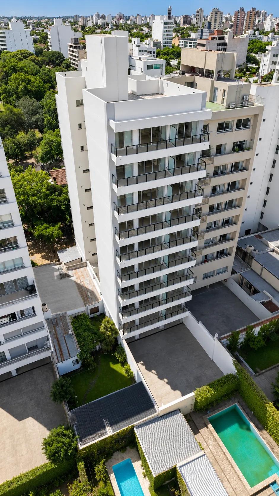 54 e/ 23 y 24 — galería