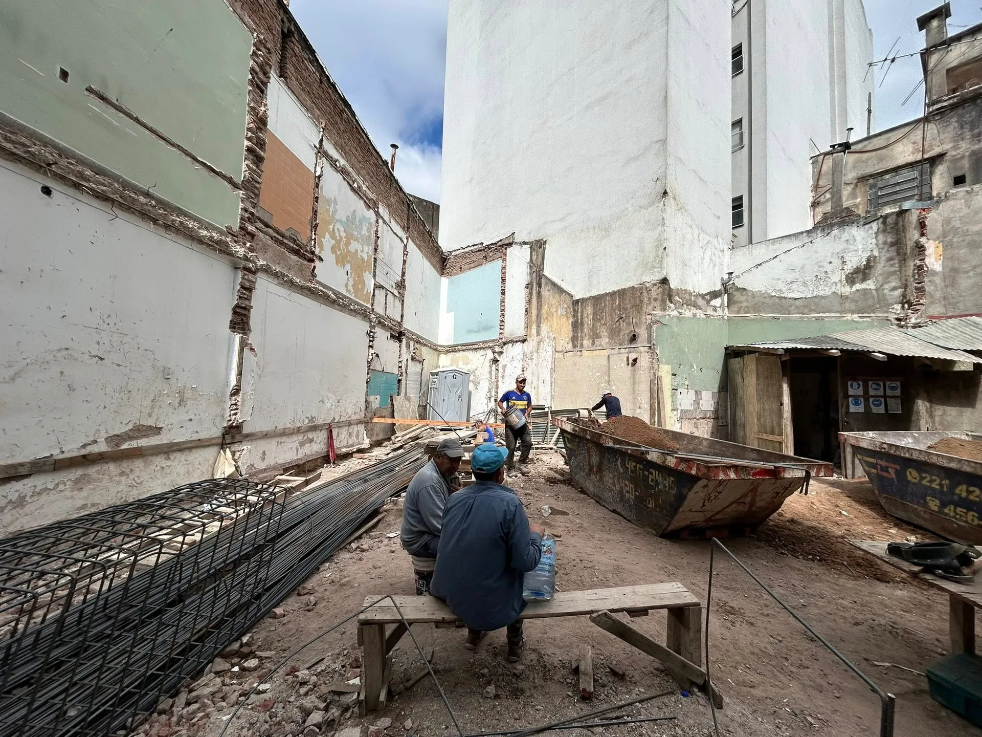 2 e/ 45 y 46 — avance de obra, etapa 1