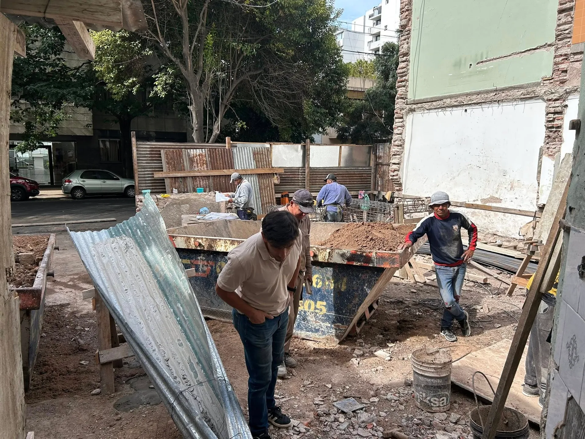 2 e/ 45 y 46 — avance de obra, etapa 1
