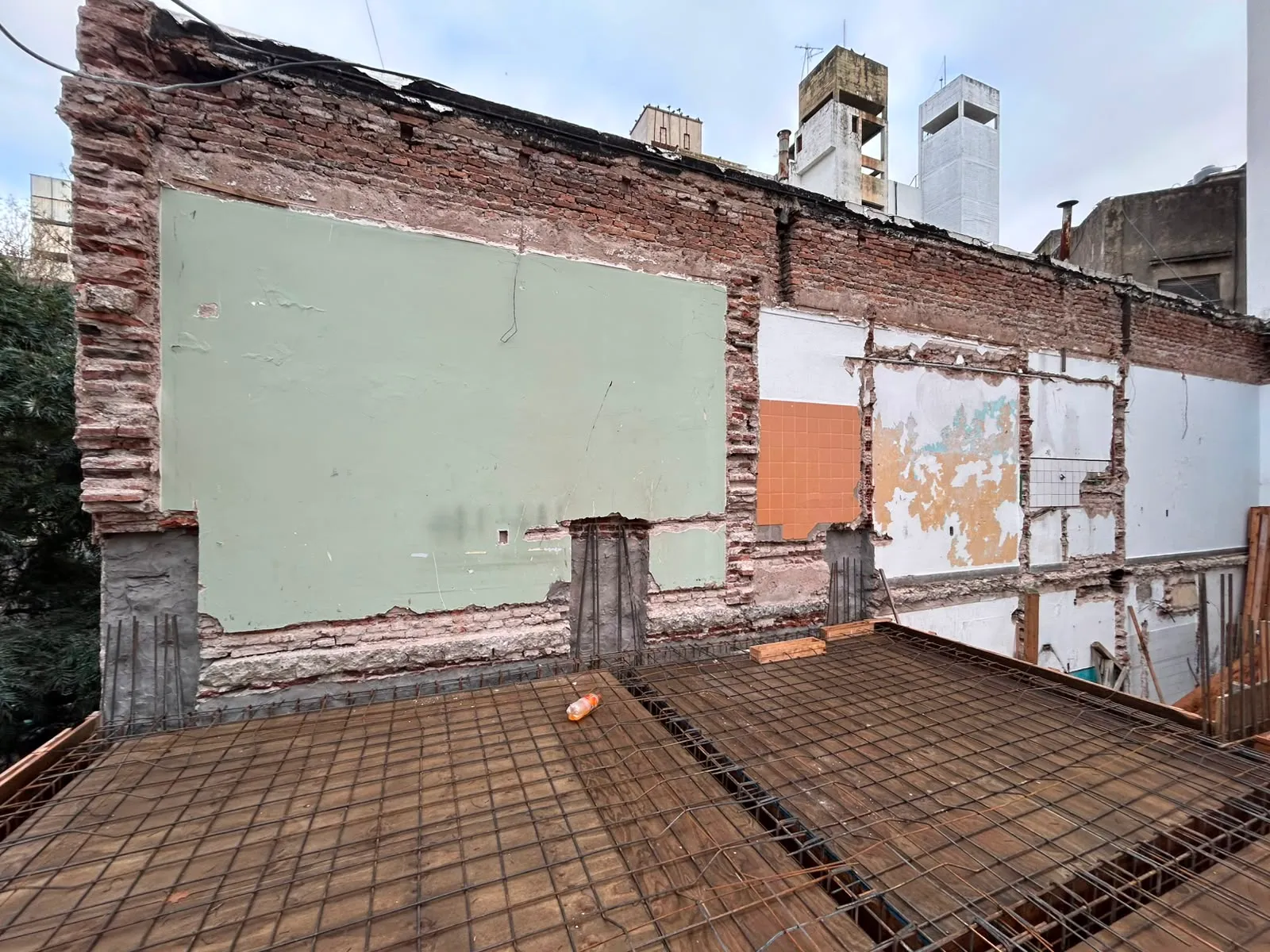2 e/ 45 y 46 — avance de obra, etapa 1