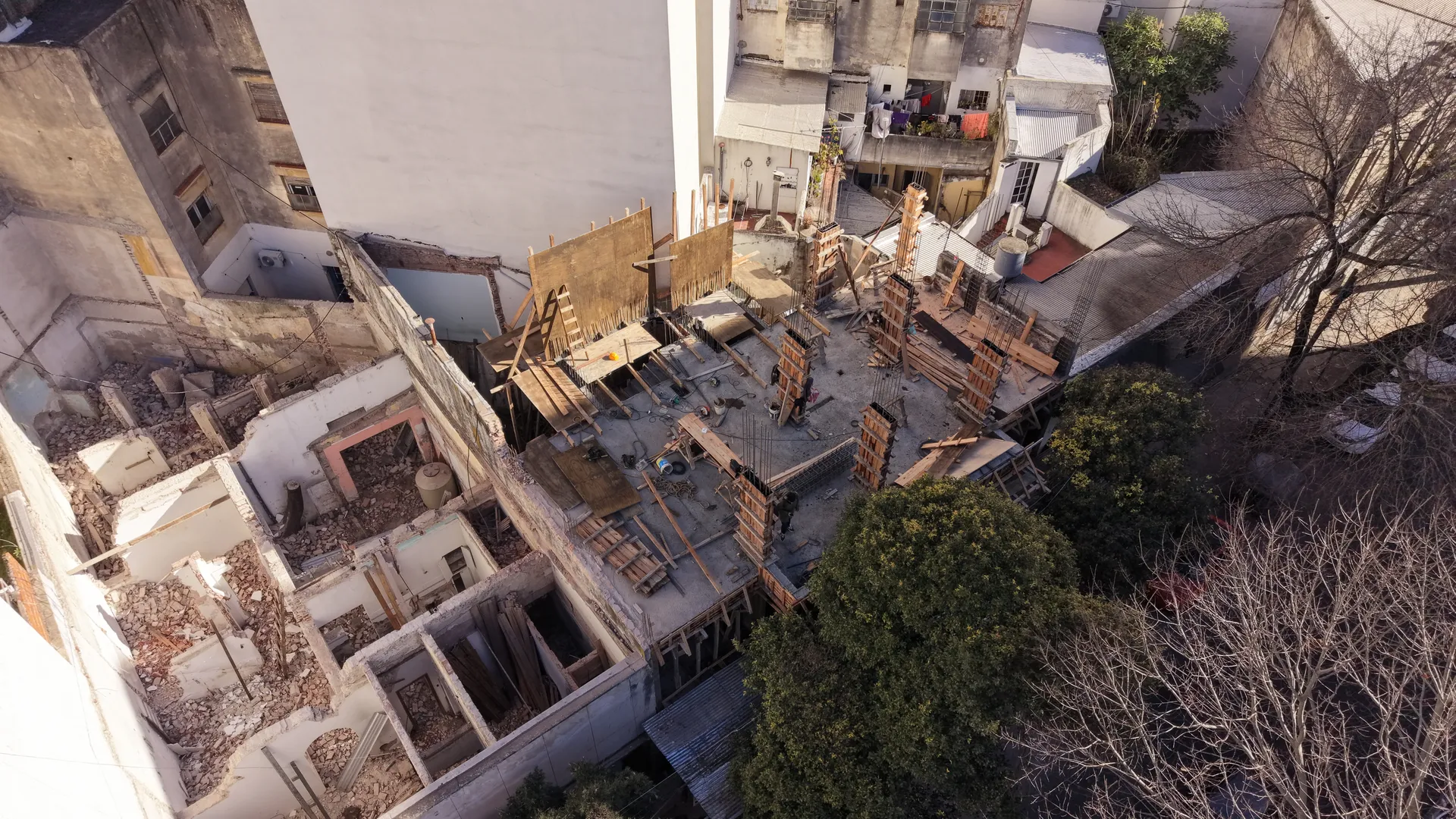 2 e/ 45 y 46 — avance de obra, etapa 1
