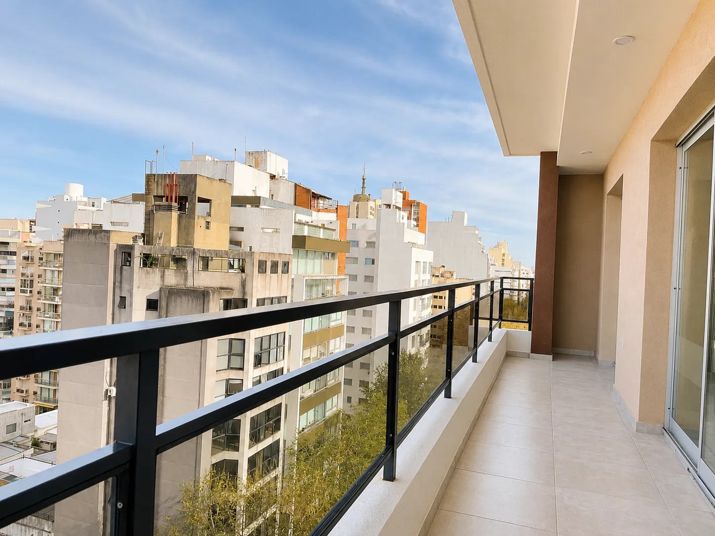 43 E/ 11 Y 12 — galería
