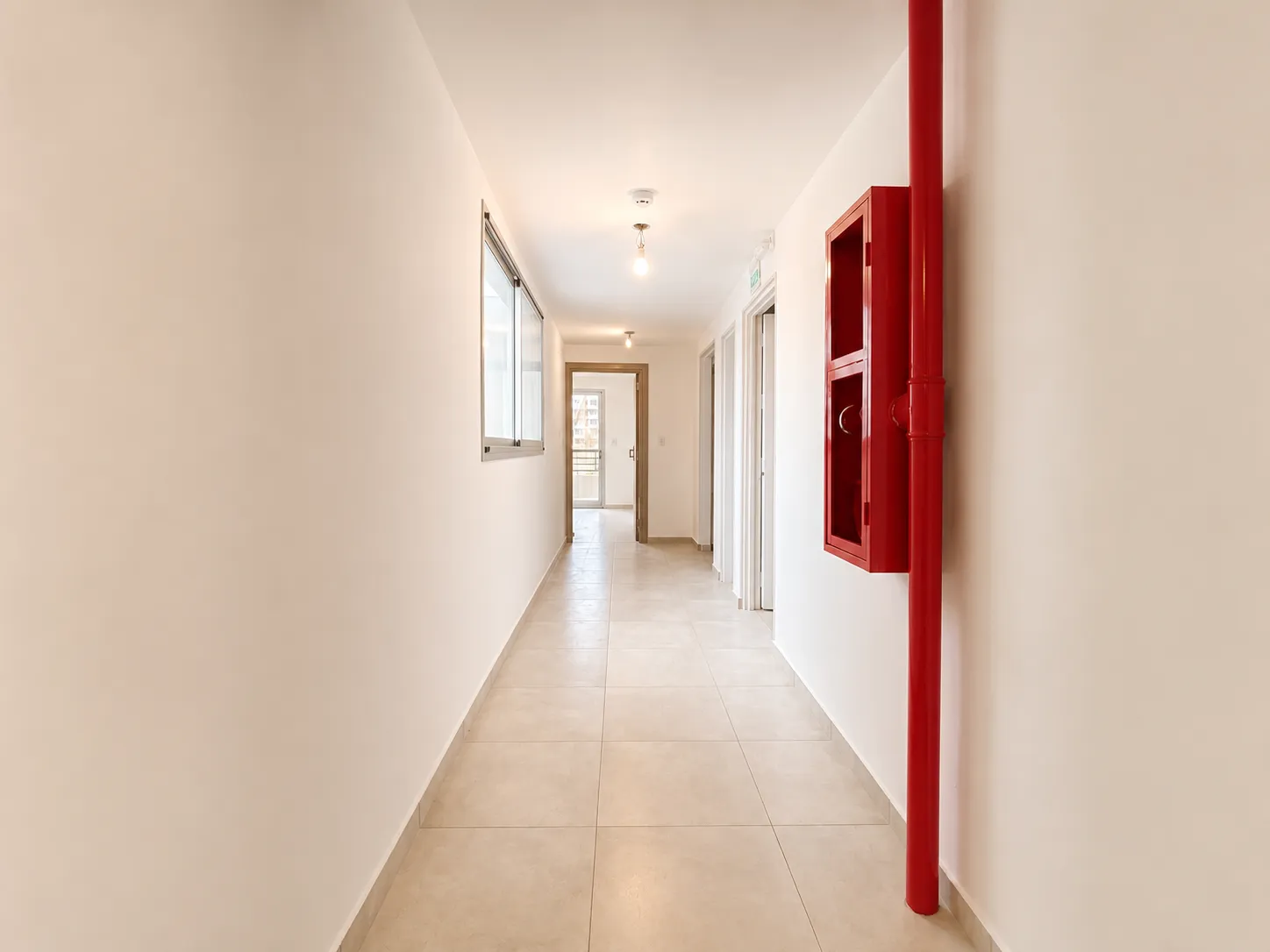 43 E/ 11 Y 12 — galería