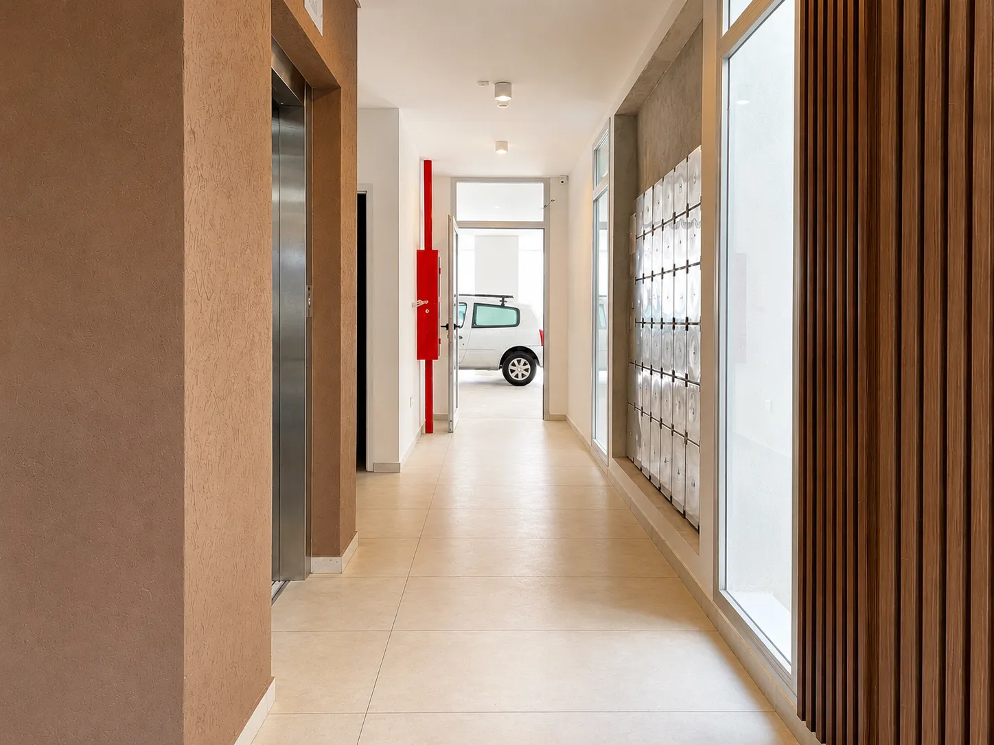 43 E/ 11 Y 12 — galería