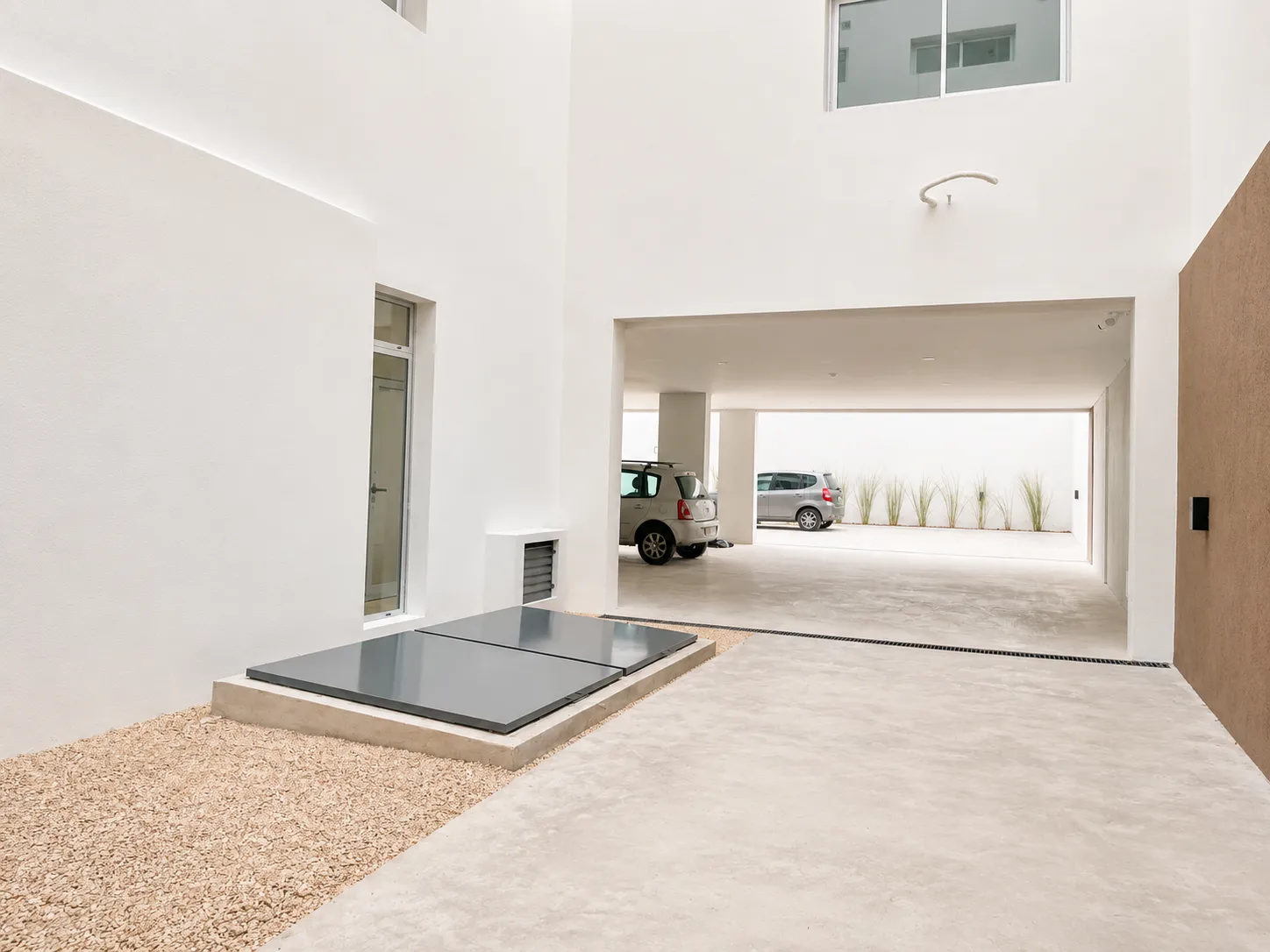 43 E/ 11 Y 12 — galería