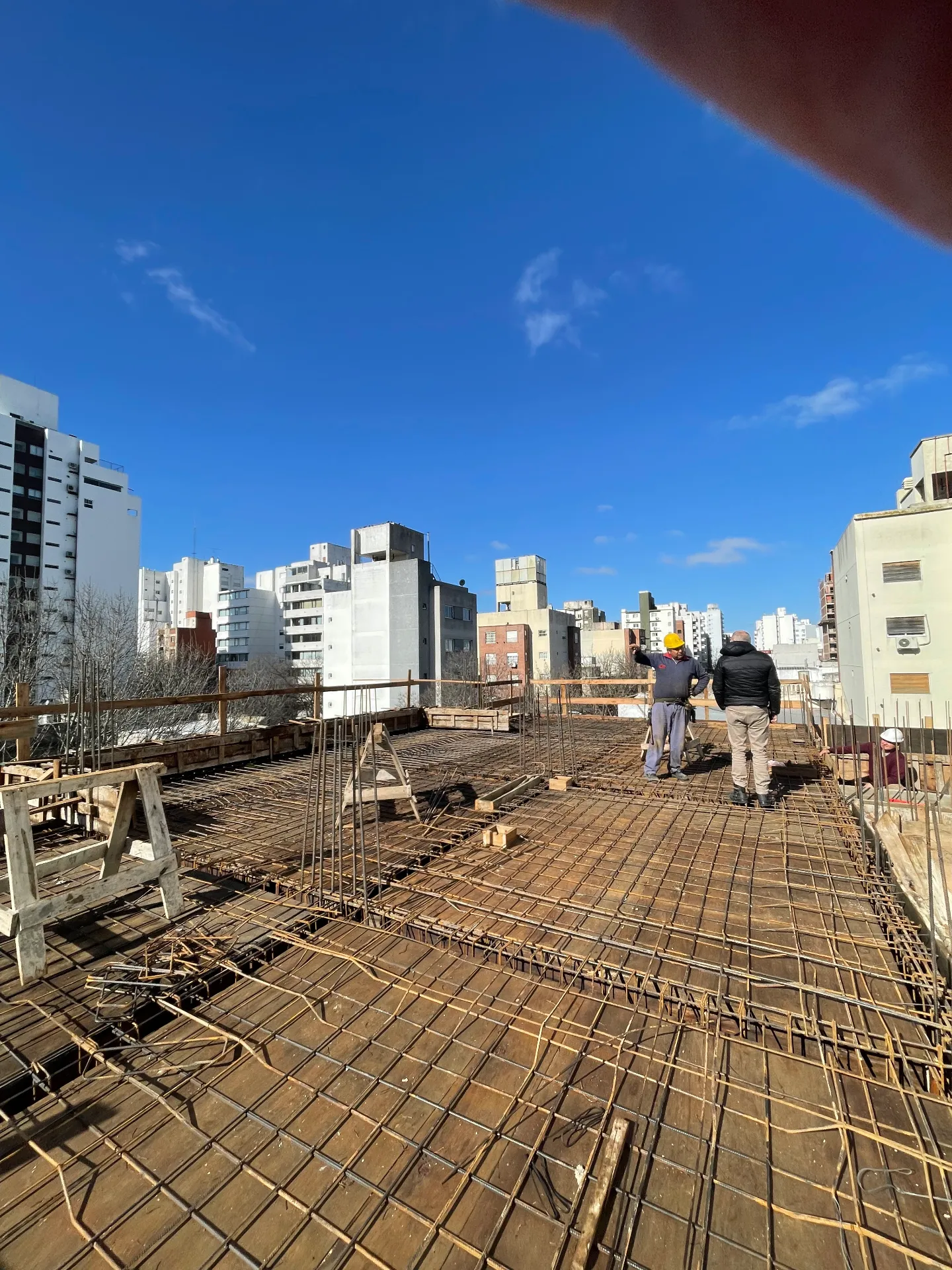 2 e/ 45 y 46 — galería